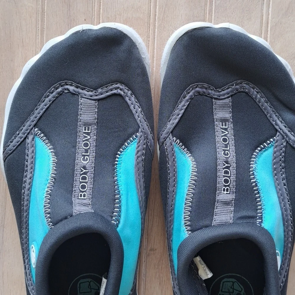 Body Glove Aqua Water Shoes Unisex Kids Size 5 Gray & Aqua Blue Youth Barefoot